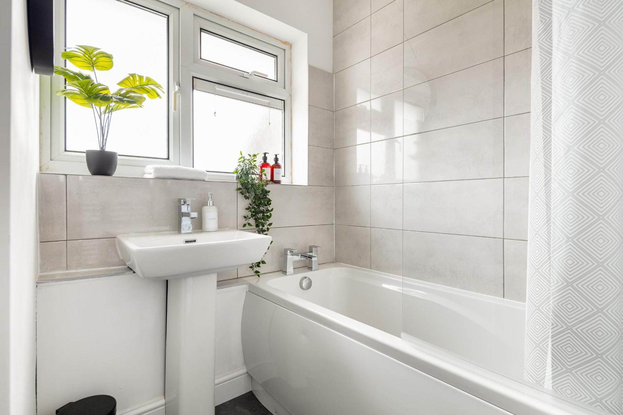 Kent Haven - 3 Bed House, Games Room And Parking Gravesend Esterno foto